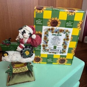 Enesco Mary's Moo Moos - Deere Santa